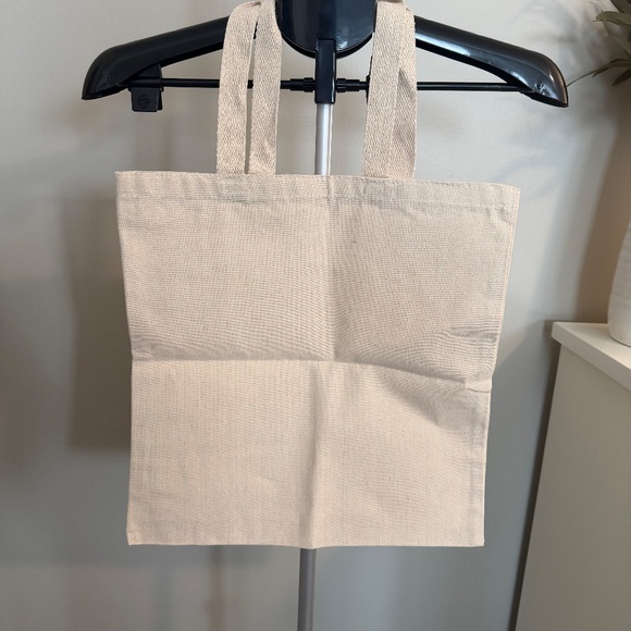 NWOT Kittenish Tote Bag - Picture 3 of 6